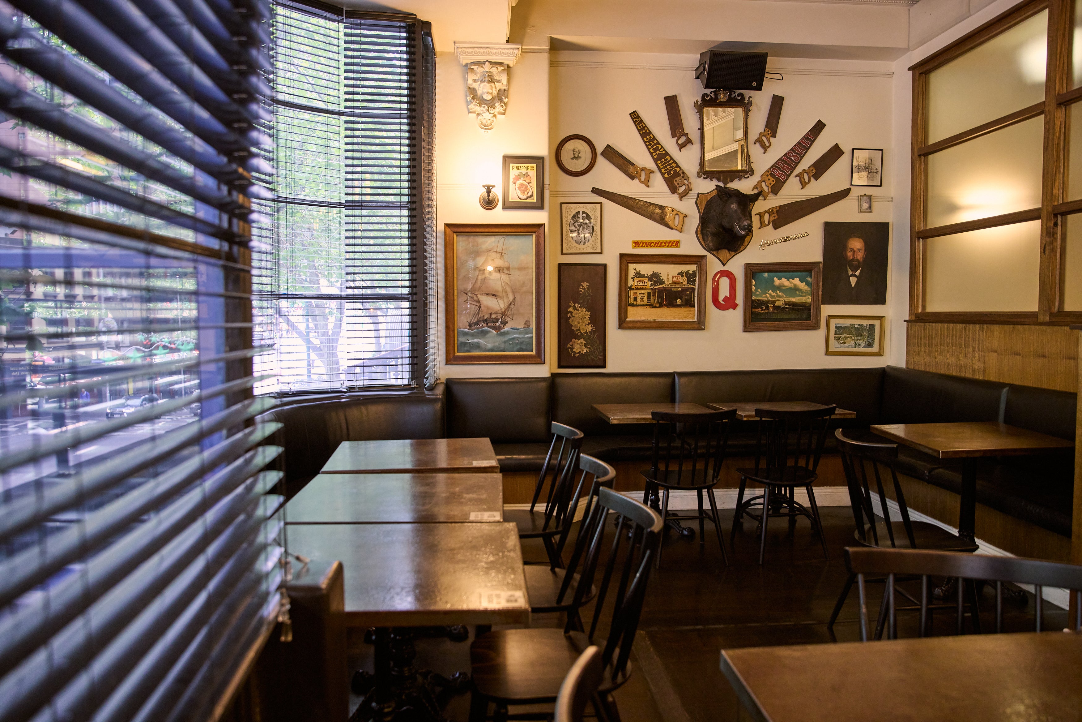 Fancy Hank's BBRQ Melbourne event space